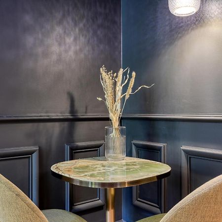 Montaigne Executive Suite Paris Dış mekan fotoğraf