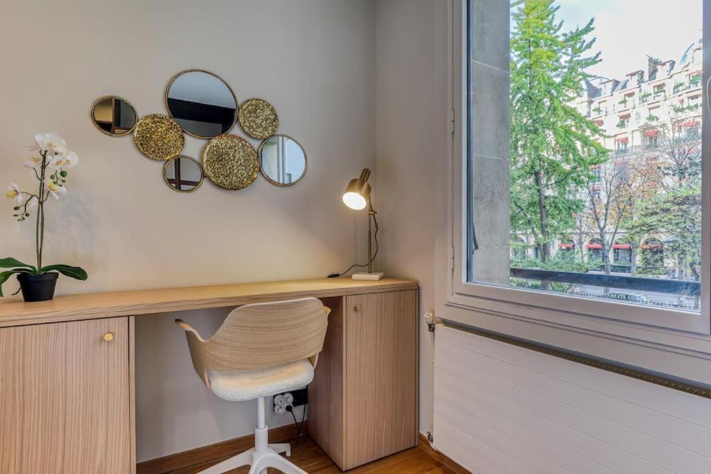 Montaigne Executive Suite Paris Dış mekan fotoğraf