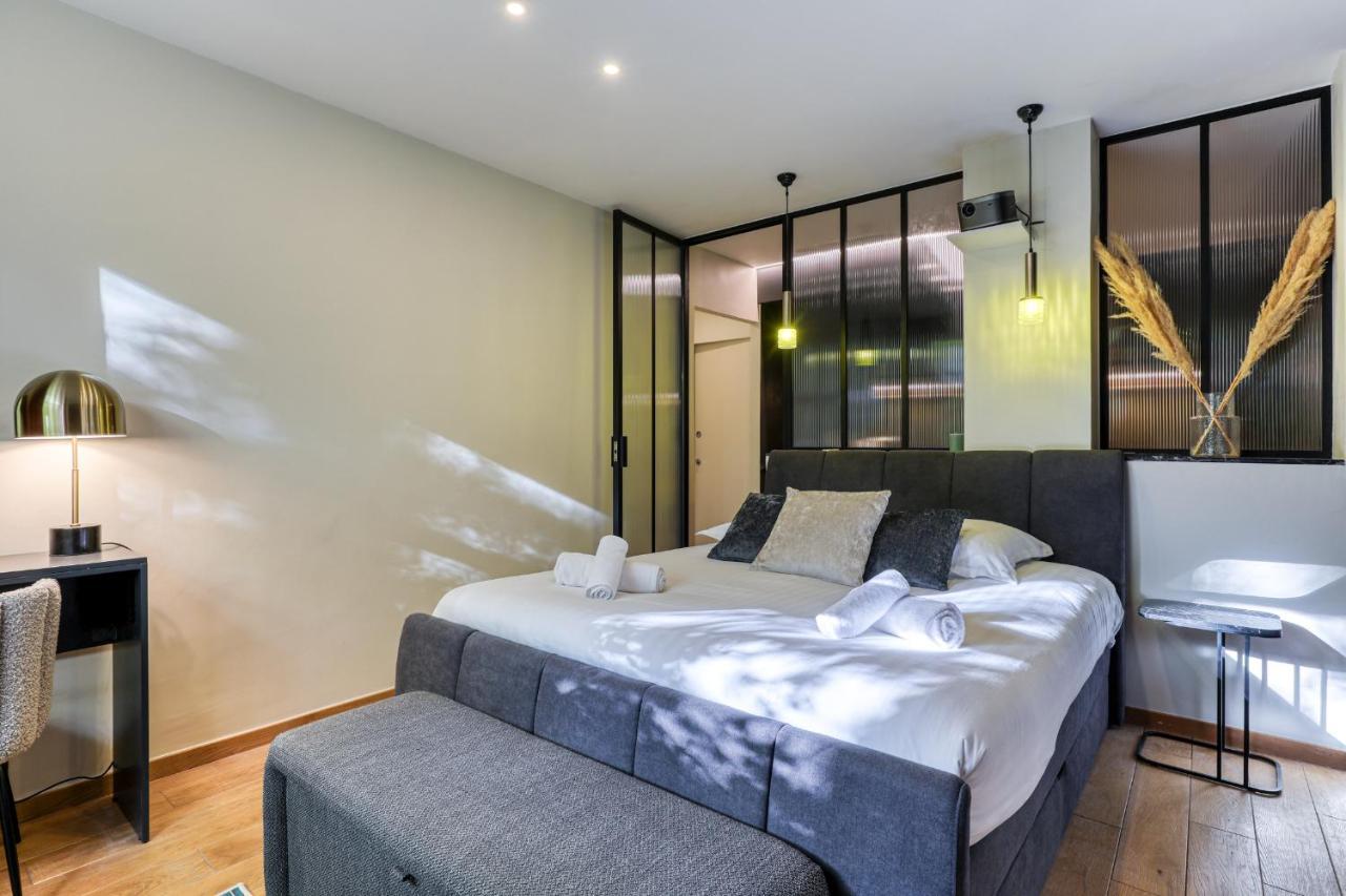 Montaigne Executive Suite Paris Dış mekan fotoğraf